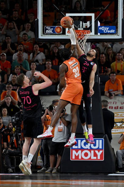 成为了本届 成为了本届