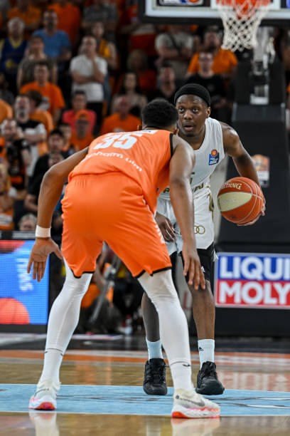 究领域有深 究领域有深