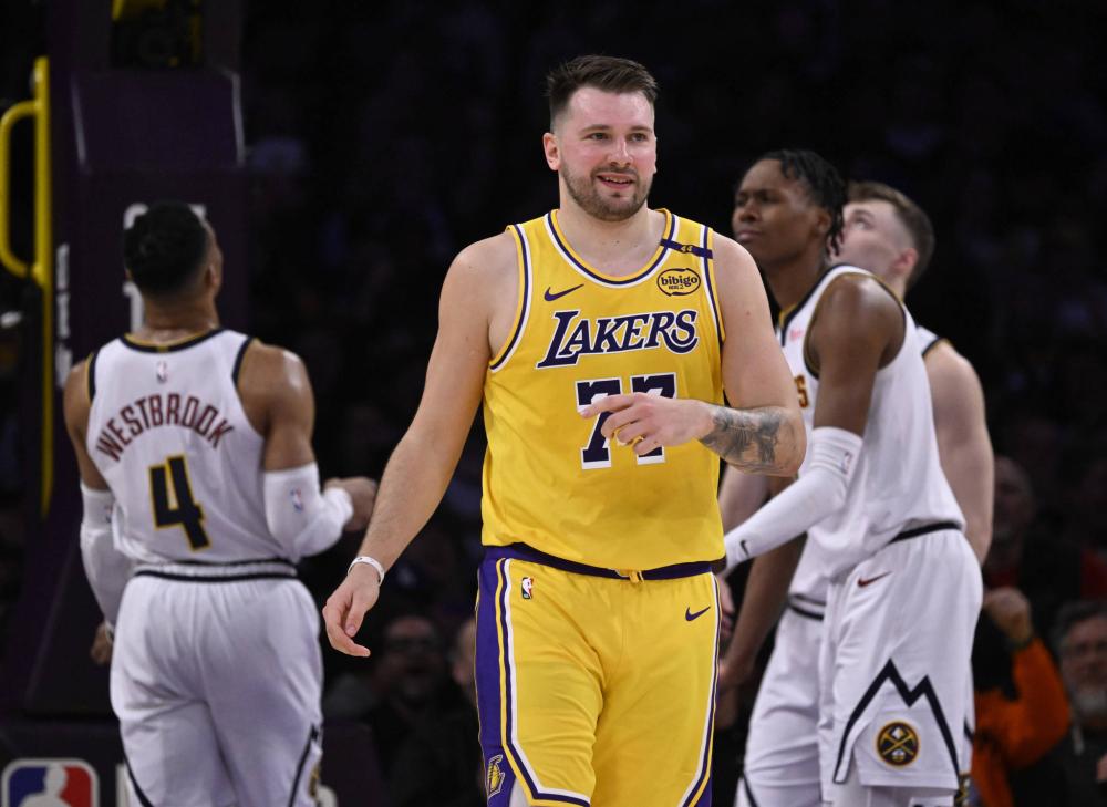 阶段反超曼 阶段反超曼