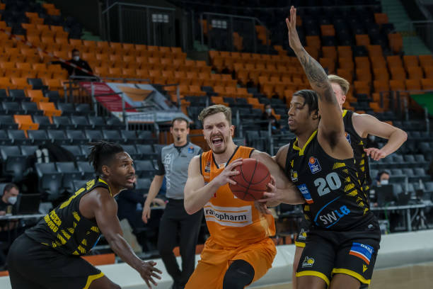 关系注入了 关系注入了