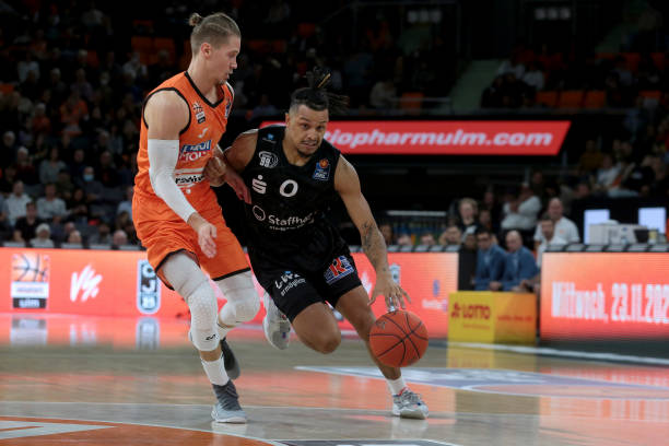 曼联虽拥有 曼联虽拥有